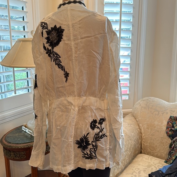 Johnny Was - Picture 5 of 8